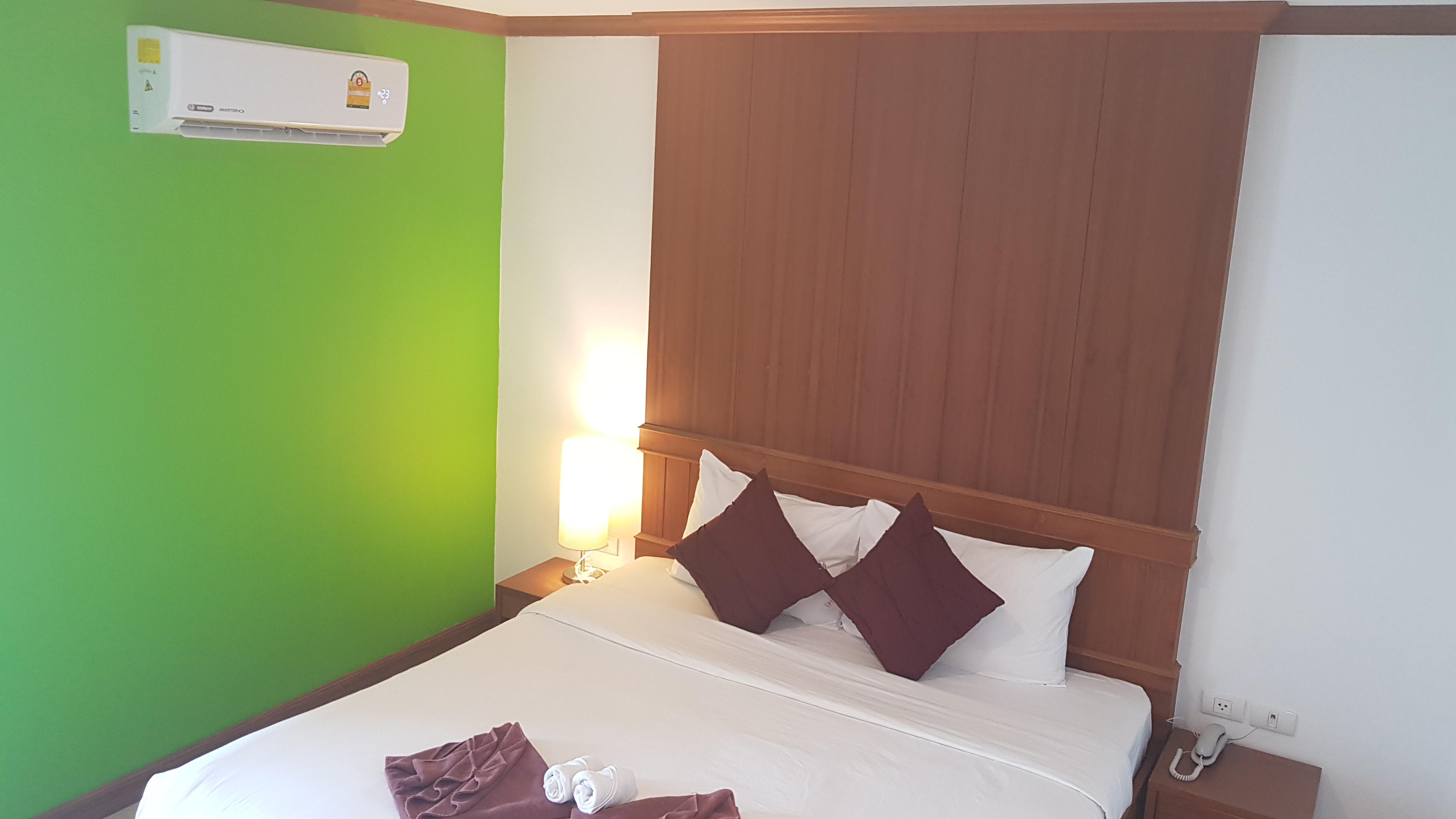 Pipikuku Hotel & Restaurant Phuket Exterior photo